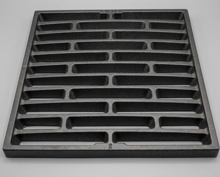 Γνήσια σχάρα από μαντέμι και διαστάσεις 24x24 cm Edilkamin.